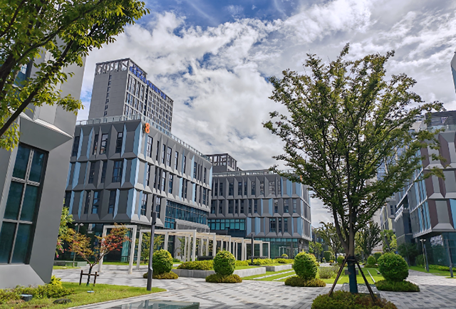 岳阳工业地产投资新蓝海——新能源产业园区崛起